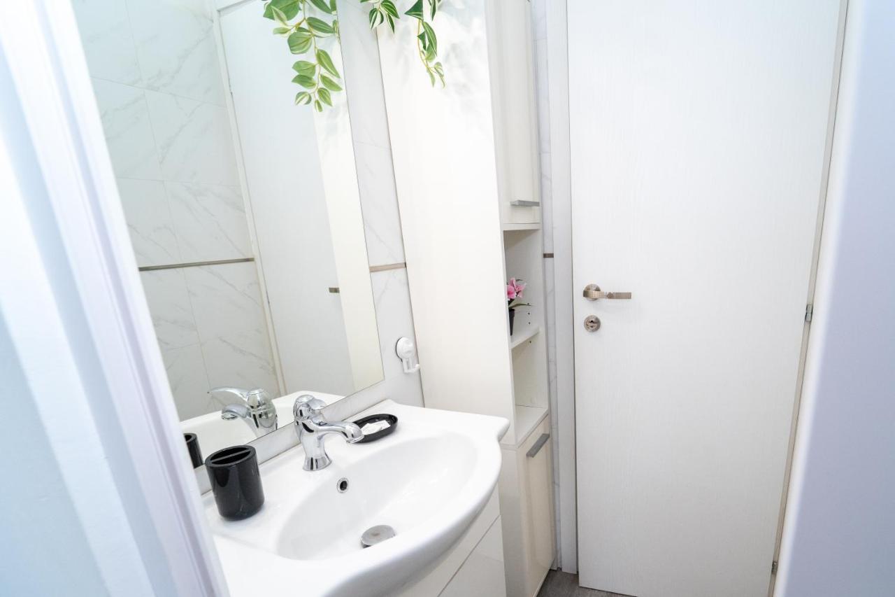Alba Apartment Near Milan Bresso Bagian luar foto