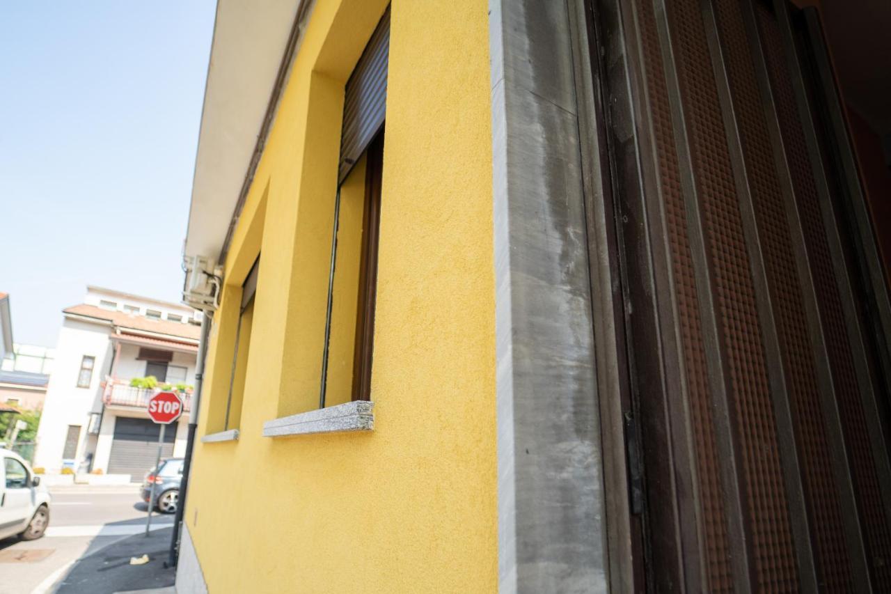 Alba Apartment Near Milan Bresso Bagian luar foto